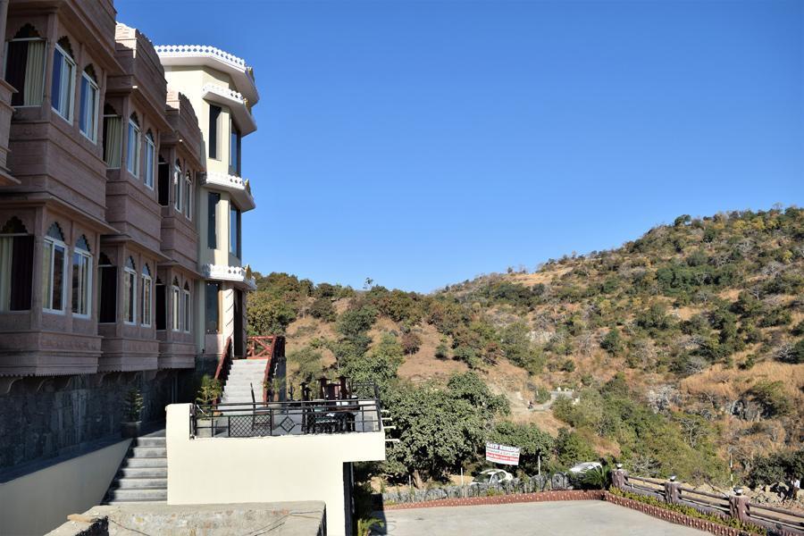 Hotel Garh Kumbha คัมบาลกาห์ ภายนอก รูปภาพ