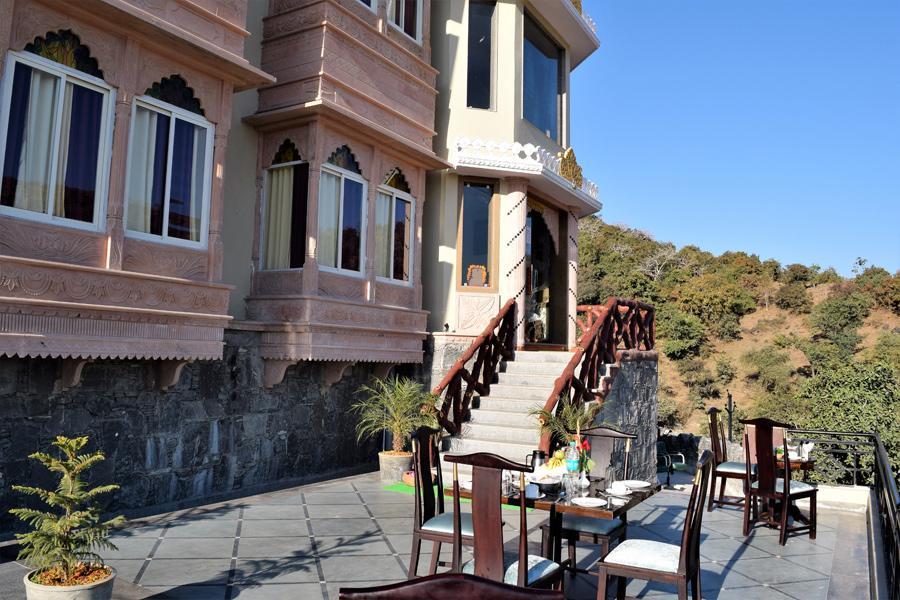 Hotel Garh Kumbha คัมบาลกาห์ ภายนอก รูปภาพ